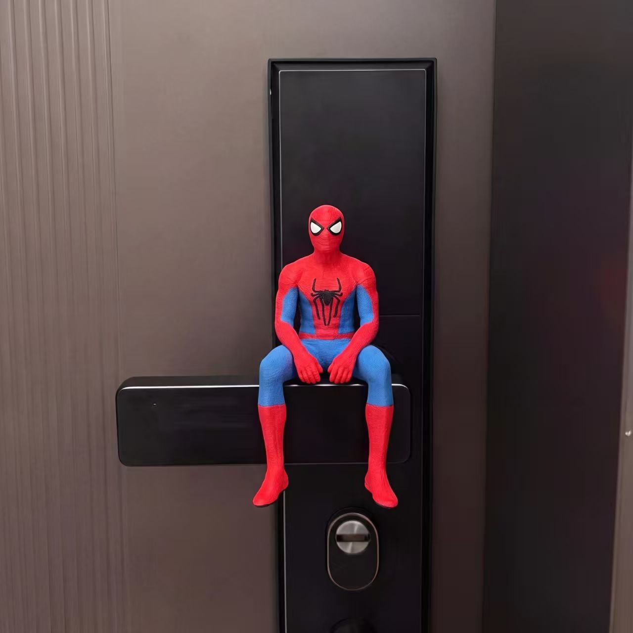 Örümcek Adam Deadpool Oturma P - Car Accessories Oman incelemesi ve fiyatı